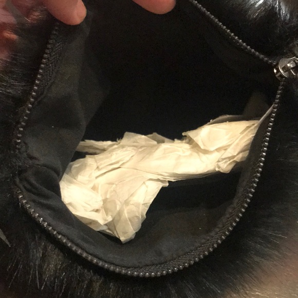 Black fur clutch - Perfect for holiday parties! - Picture 3 of 3